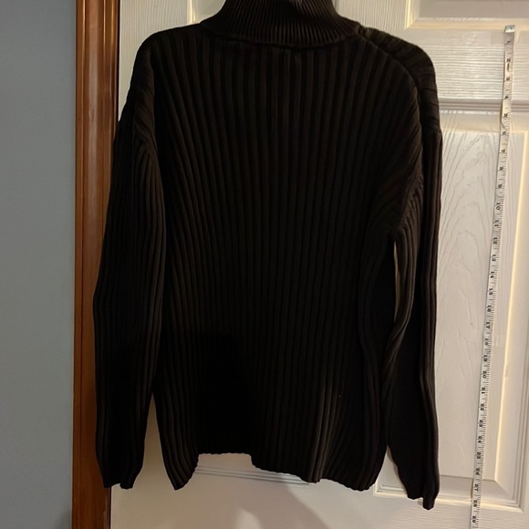 Covington-size L-quarter zip chocolate brown sweater .Leather pull, 100% cotton - Picture 2 of 8